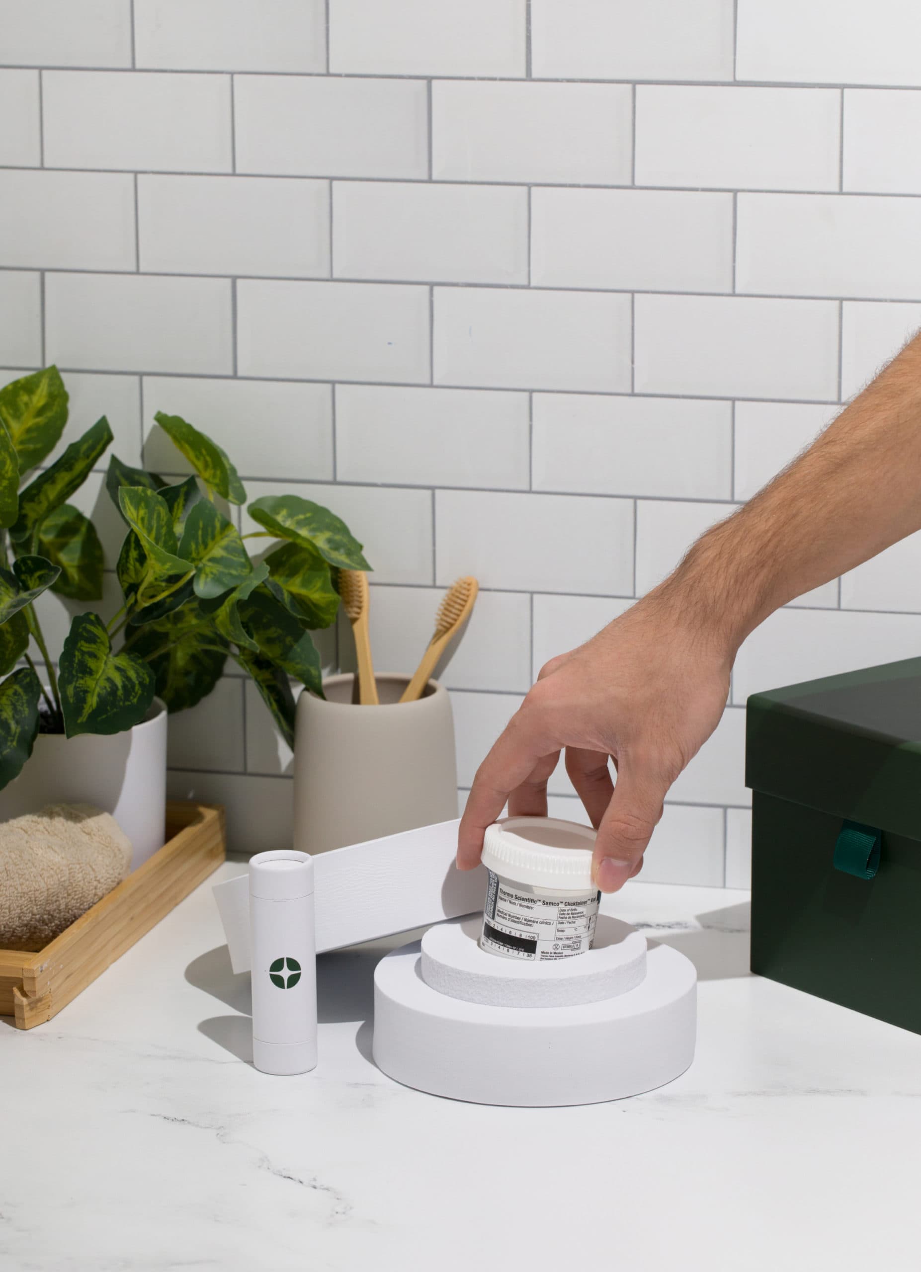 bathroom-portrait-kit-image